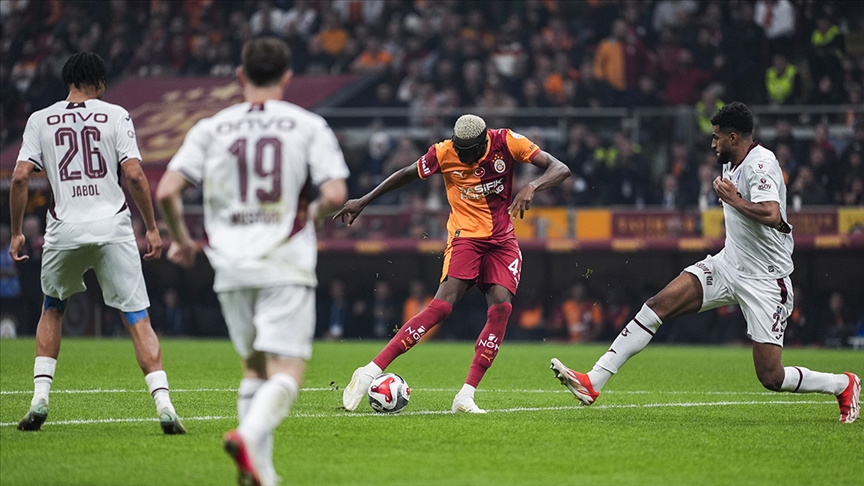 Galatasaray, Turkcell Süper Kupa yarı finalinde yarın Trabzonspor ile karşılaşacak