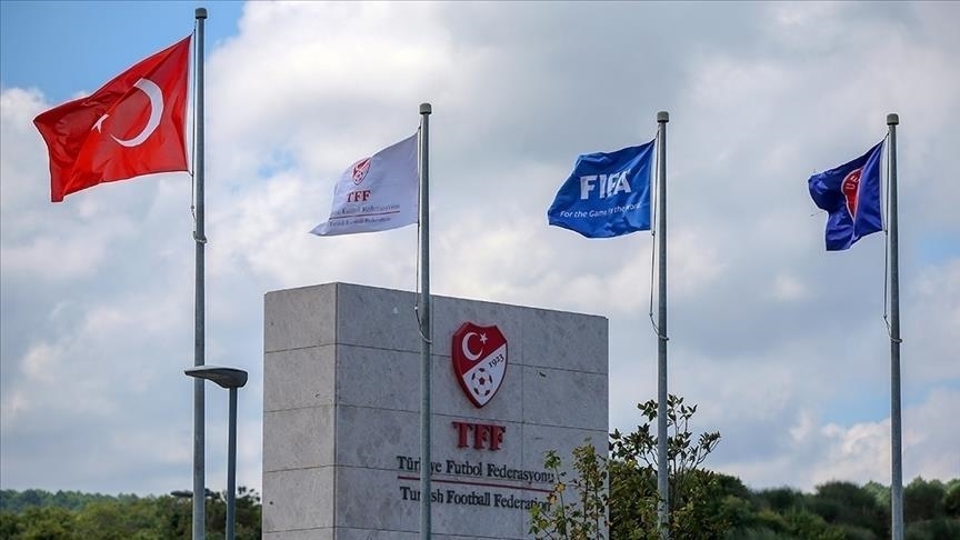 PFDK'den Galatasaray ve Fenerbahçe'ye para cezası