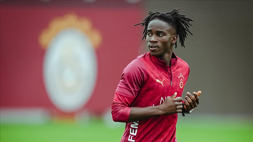 Renato Nhaga, Galatasaray tarihindeki ilk Gine-Bissaulu futbolcu oldu