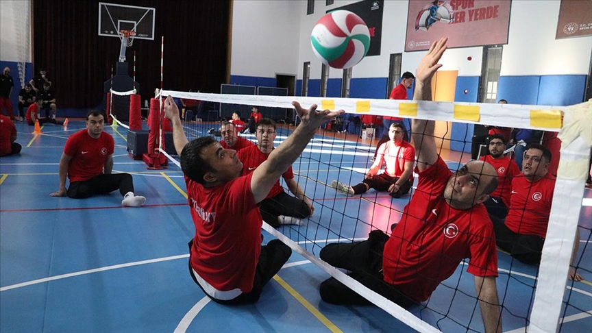 Oturarak Voleybol Erkek Milli Takımı, 2028 olimpiyatları için ter döküyor
