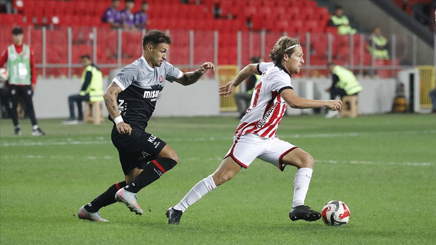 Fatih Karagümrük, Süper Lig'de yarın Samsunspor'u konuk edecek