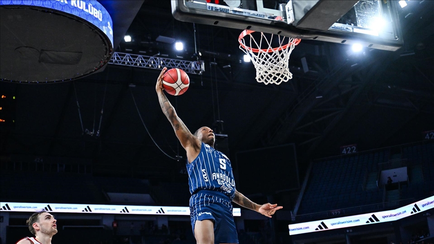 Anadolu Efes, Avrupa Ligi'nde yarın Kızılyıldız'a konuk olacak