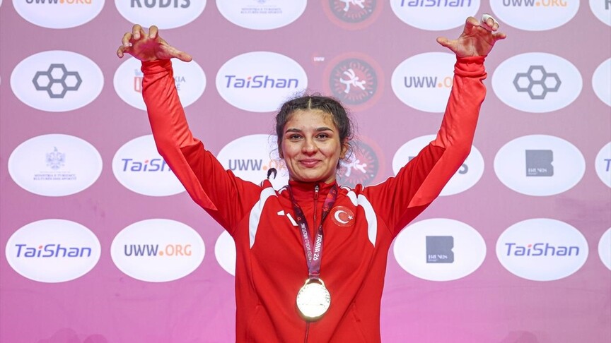 Milli güreşçi Nesrin Baş Avrupa şampiyonu
