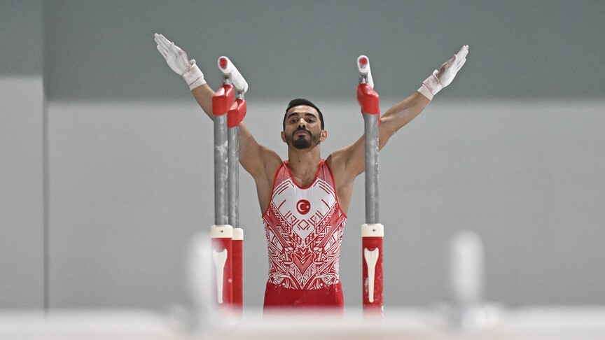 Milli cimnastikçi Ferhat Arıcan, Hırvatistan'da bronz madalya kazandı