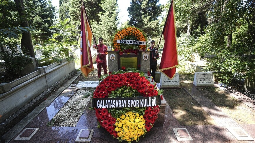 Galatasaray Kulübünün kurucusu Ali Sami Yen, vefatının 75. yılında anıldı