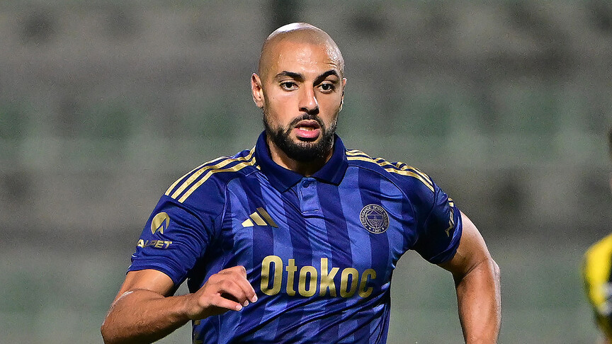 Fenerbahçe, Faslı futbolcu Sofyan Amrabat ile yollarını ayırdı