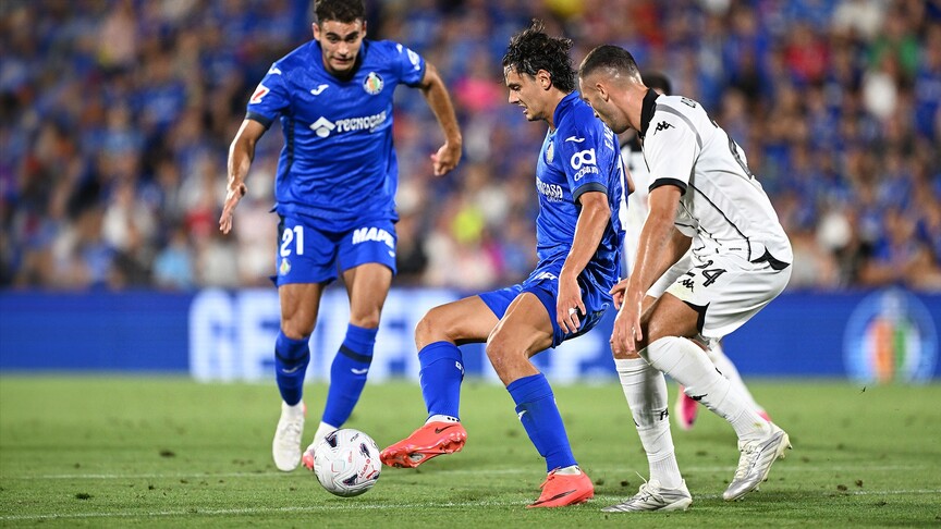 UEFA Konferans Ligi play-off turunda ilk maçlar oynandı