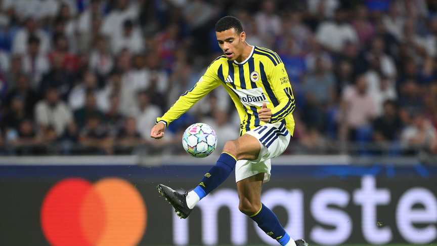 Fenerbahçe, UEFA Şampiyonlar Ligi'nde yarın Roma'yı konuk edecek