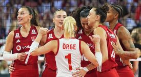 A Milli Kadın Voleybol Takımı, Avrupa Şampiyonası'nda yarın Polonya ile karşılaşacak