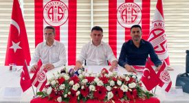 Antalyaspor Başkanı Ergün: Transfer yasağındaki 16 dosyanın 9'u kapatıldı, 4'üyle anlaşıldı