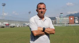 Çaykur Rizespor Teknik Direktörü Uçar:  Zor bir maç olacak orası kesin ama bizim de gelişmekte olan bir oyunumuz var