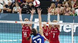 A Milli Kadın Voleybol Takımı,  Avrupa Şampiyonasında çeyrek finale yükseldi