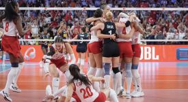 A Milli Kadın Voleybol Takımı, İtalya'yı 3-2 yenerek Avrupa şampiyonu oldu