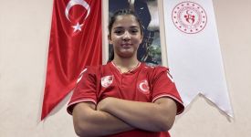 İlk kez milli formayı giyecek güreşçi Nilsu, Balkan Oyunları'na hazır