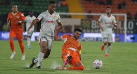 Alanyaspor ile Göztepe 2-2 berabere kaldı
